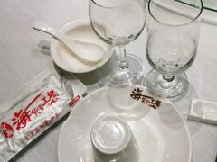 -宝燕海货工场(长江国际店)