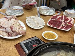 -濠轩阁特色生蚝火锅(水湾路店)
