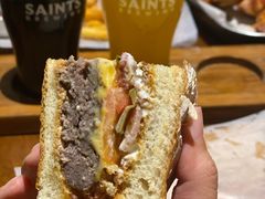 -圣徒精酿美式餐厅saints brewing(裕华万达步行街店)