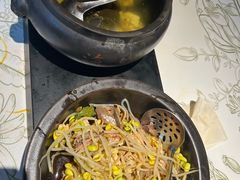 -云海肴·汽锅鸡·云南菜(天山百盛优客店)