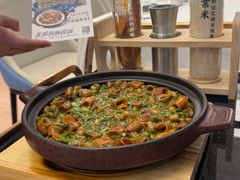 -品海楼·大连海胆锅贴馆(东港店)