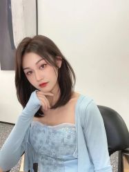 -丝语萱形象