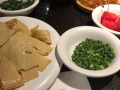 -潮火锅·麻辣牛肉火锅(观音桥方圆·LIVE店)
