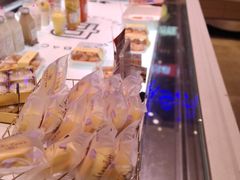 -巴黎贝甜(大宁国际商业广场店)