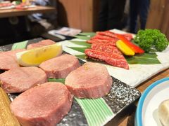 -炼火烤肉店