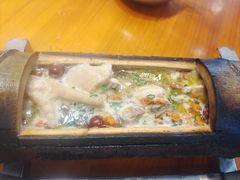 -梁姐啤酒鱼(兴坪古镇店)
