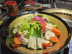 -山川小町·极番烧肉(新地假日广场店)