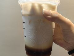 海盐焦糖冰镇浓缩咖啡-星巴克臻选(广州沙面店)