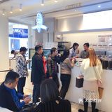 第一次发现 晚上9点的喜茶和奈雪的茶人好少啊……