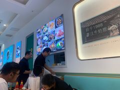 -广信牛奶甜品世家(台东店)