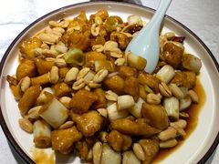 宫爆鸡丁-雲蜀龙阁·金牌水煮鱼(方庄店)