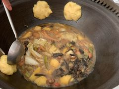 -哈尔滨东北铁锅炖(都督街店)