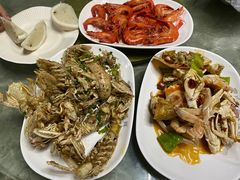 -四川小胡子海鲜(丁村万人海鲜广场店)