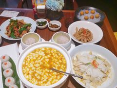手拆蟹粉豆腐-苏帮袁Sue Cuisine(来福士店)