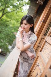 -城南旧影 旗袍全家福摄影写真体验馆