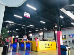 -嘿哟动霸CHUA·新潮玩运动娱乐中心·蹦床滑冰团建乐园