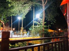 -二荆条·蜀鲜汇城市森林火锅