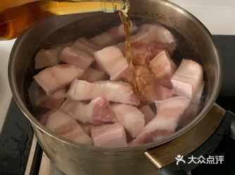 写了一些商户的点评了，今天跟大家分享一下自己做饭的心
