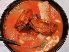 番茄浓汤鸡翅猪扒通粉-华嫂冰室(尖沙咀店)