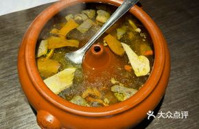 Qi-Boasting Steam Pot Chicken