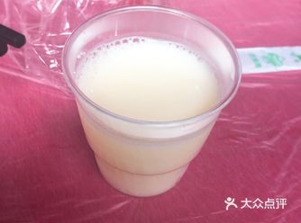 感受生活一杯香浓醇厚的石磨豆浆