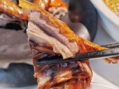 脆皮乳鸽-荣小馆(安达仕店)