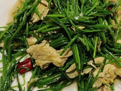 -乡村馕坑肉·烧烤·新疆菜·本地人更爱吃(阿勒泰首店)