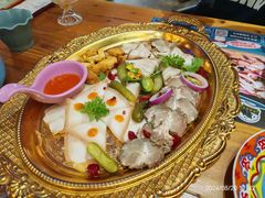 -米德维奇俄式西餐厅(西六道街店)