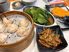 -馋三尺蟹粉小笼(人民广场店)