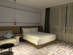 -大连星海皇冠假日酒店