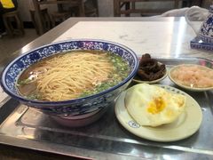 -伟记奥面馆(养育巷店)