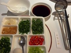 -洋房火锅(上海新天地南北里店)