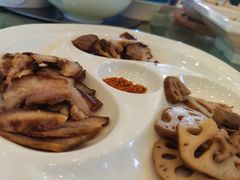 -月圆霖特色农家乐