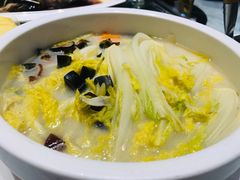 -万龙洲海鲜(大兴绿地缤纷城店)