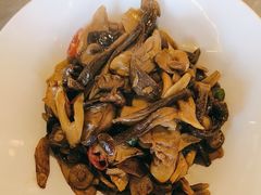 -荷塘秋月·本帮江浙菜(国权路店)