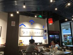 大堂-尚尚仙·酸汤猪手·猪肚鸡火锅(华联万柳购物中心店)