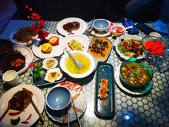 -忘忧草融合私房菜(红鼎国际店)