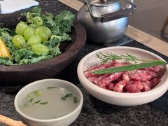 -三出山火锅(南京万象天地店)