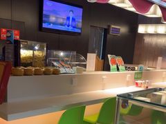 -涨巢·潮玩水疗局