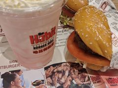 -The Habit Burger Grill 哈比特汉堡(爱琴海店)