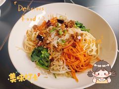 -连鹭海鲜·海肠捞饭·海胆饭(星海店)