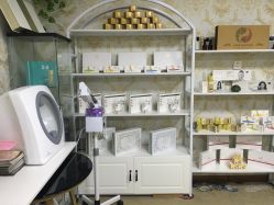 -阿茹娜美容会馆