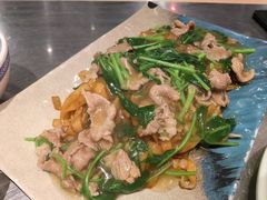 潮界湿炒牛河-潮界(虹桥新天地店)