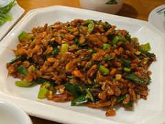 -临江餐馆二楼美食部落