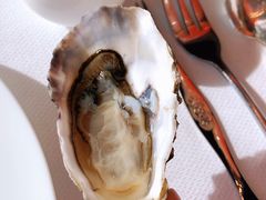 吉娜朵生蚝-AZUR聚(香格里拉饭店)