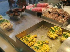 -狗撵鸭(泰山公寓店)