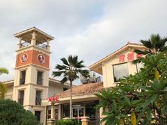 -亚龙湾亚泰商业街