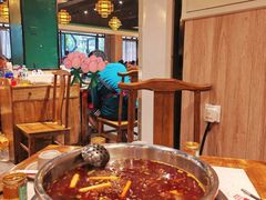 -肖肖酸萝卜鱼火锅(总店)