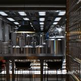 南京新店|把酿酒厂搬进店里的金属工业风精酿酒馆