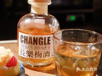 闺蜜聚餐整点梅酒也太出片了吧！